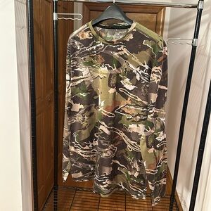 Under Armour Ridge Reaper HeatGear long sleeve shirt.